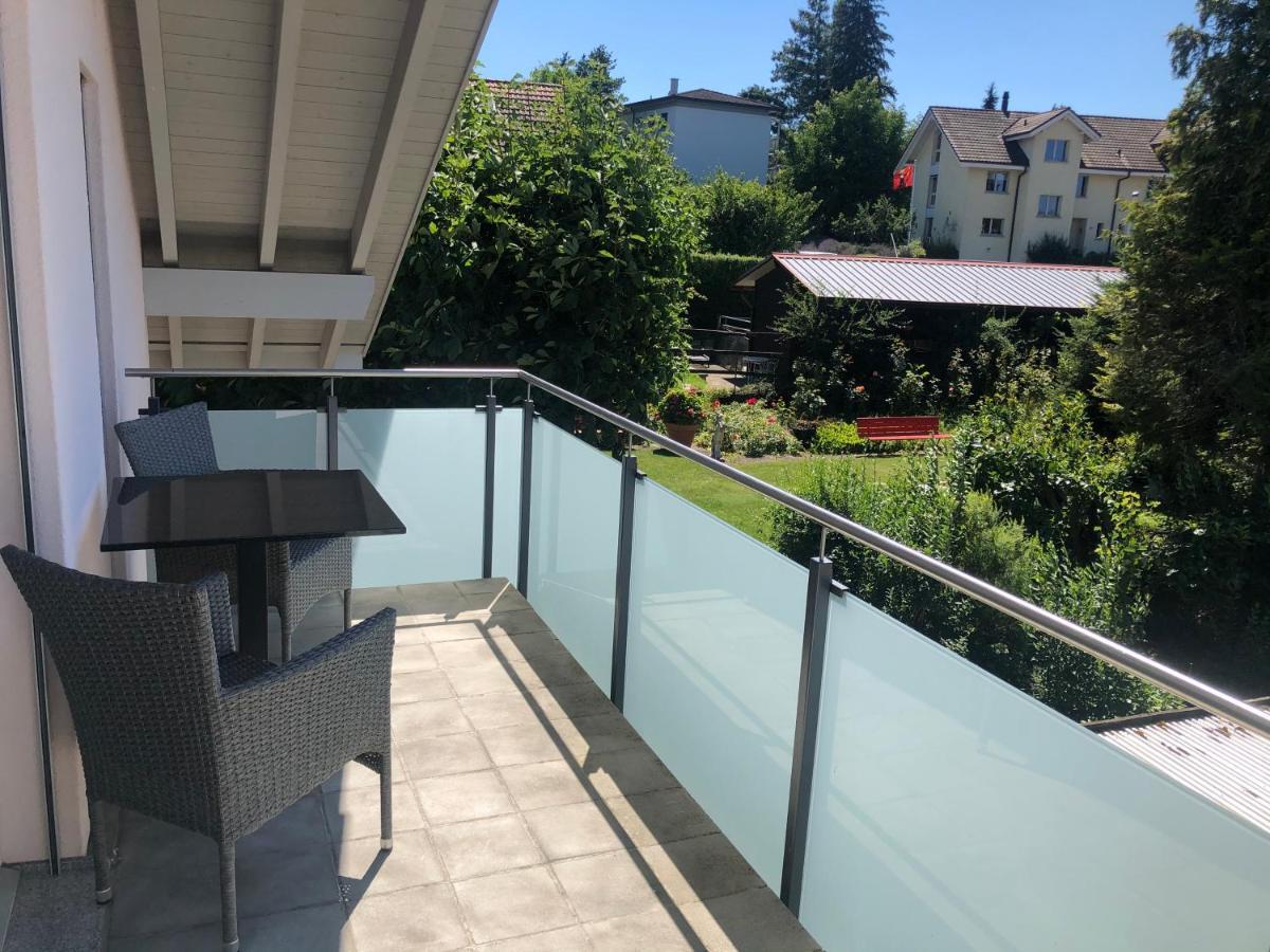 Hotel Hippel Krone Kerzers Exterior foto